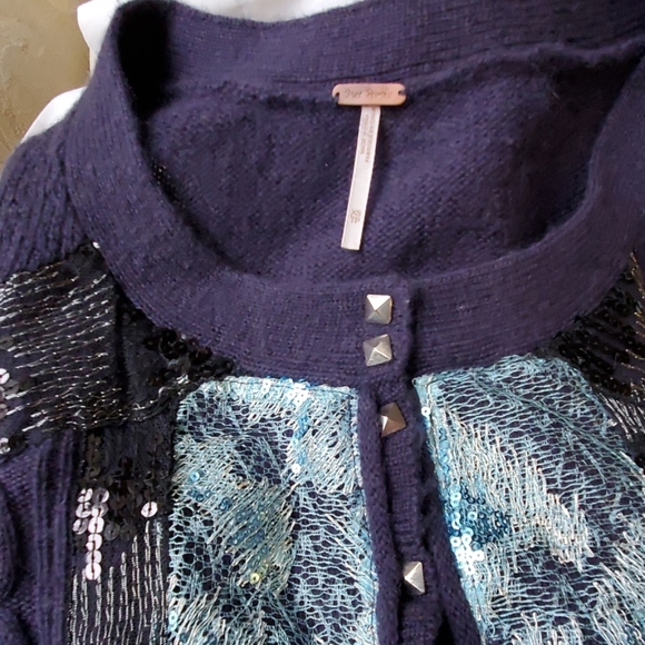 Free People women's XS blue sequin sweater - Picture 6 of 6